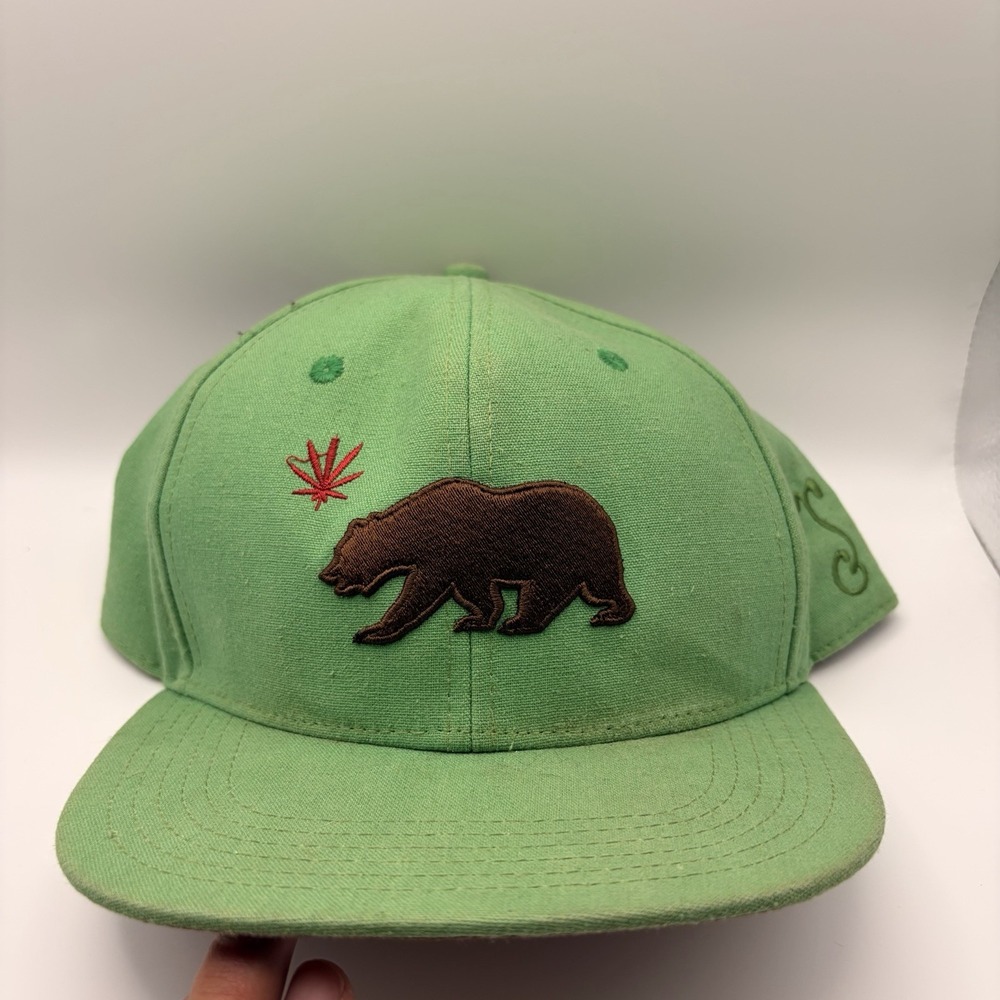 Grassroots California Cali Bear Cannabis Fitted Hat 7 1/4 Green Brown Rare